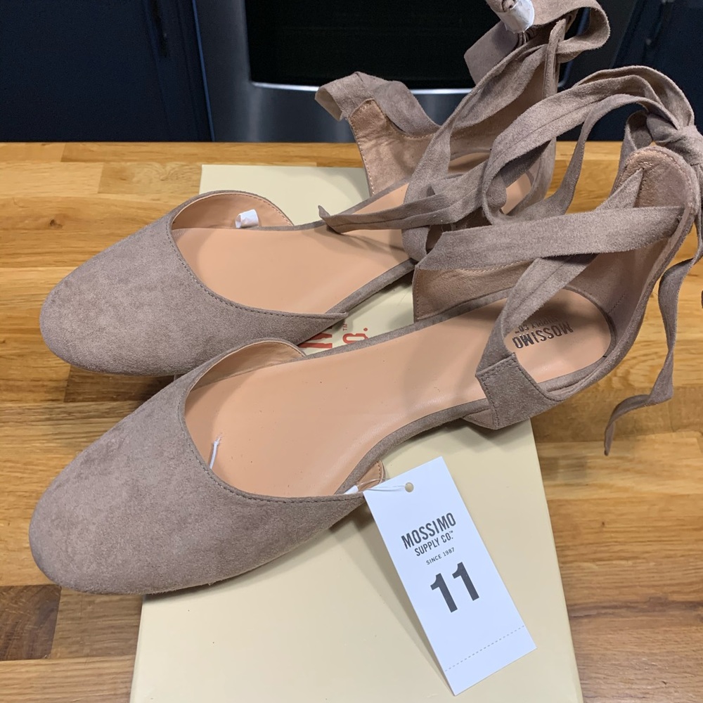 Tie up ballet flats, Mossimo Tess, tan size 11